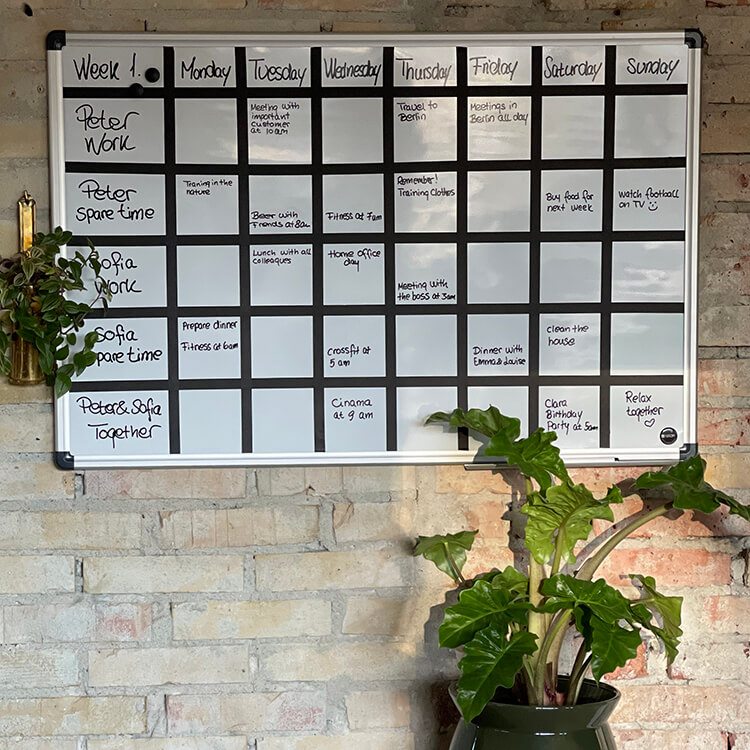 Din helt egen planlægningstavle til hjemmet på whiteboard